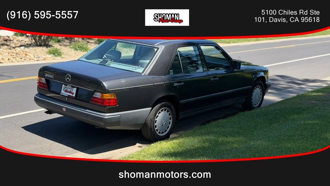 Sedan in Davis, CA, United States 5 - 17818512