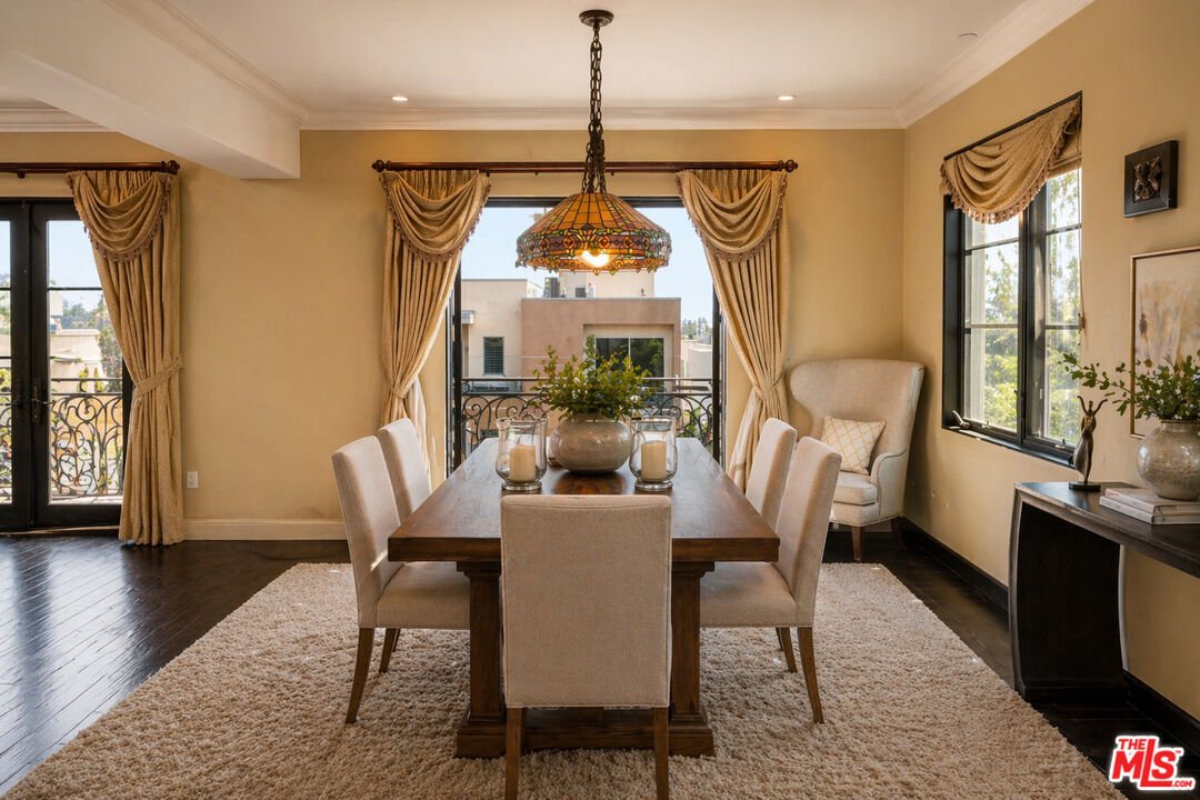 Condo in Altadena, California, United States 5 - 17817930