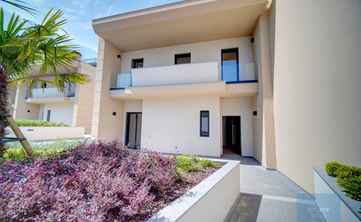 House in Alcabideche, Lisbon, Portugal 1