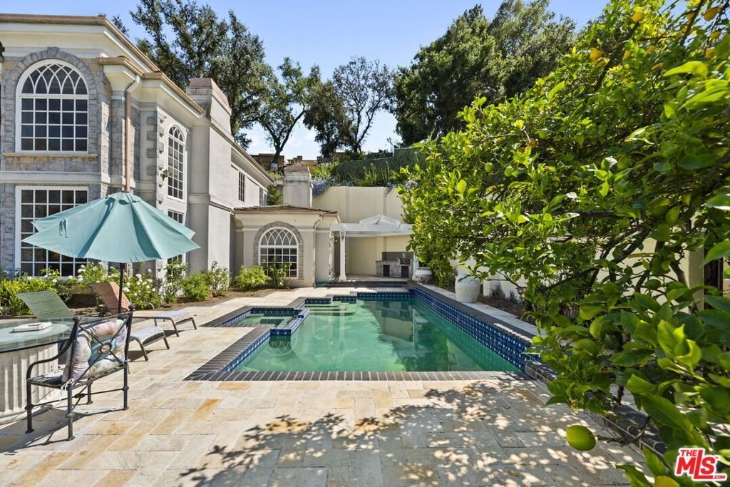 House in Los Angeles, California, United States 1 - 17828509