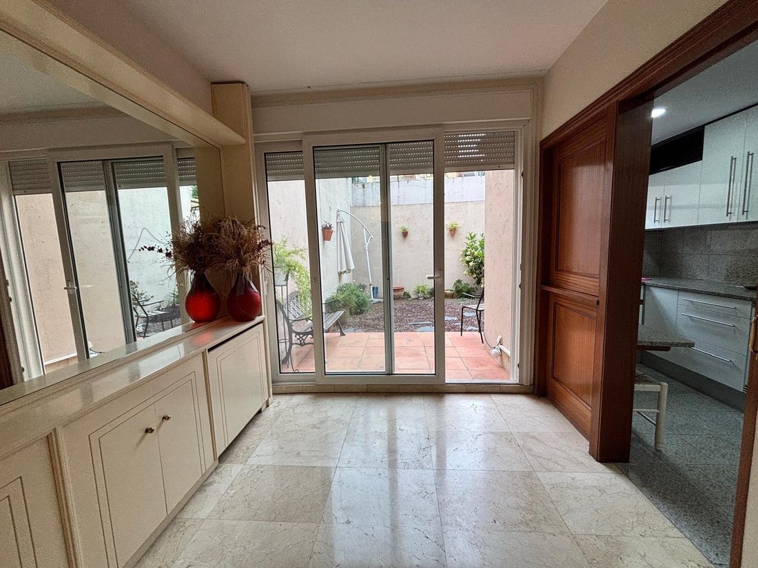 House in Districte I, l'Hospitalet de Llobregat, Spain 5 - 17829947