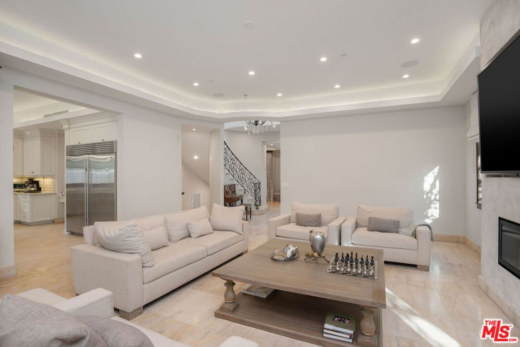 House in Beverly Hills, California, United States 3 - 17822155