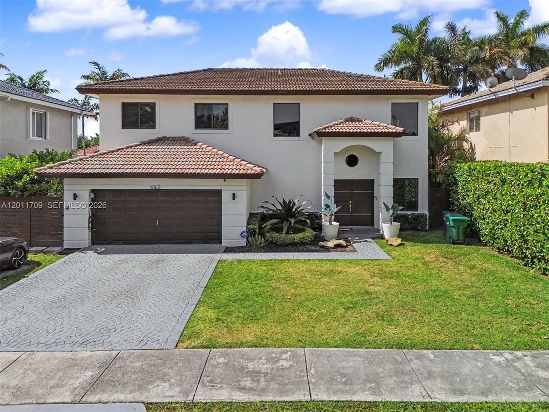 House in Miami, Florida, United States 1 - 17826855