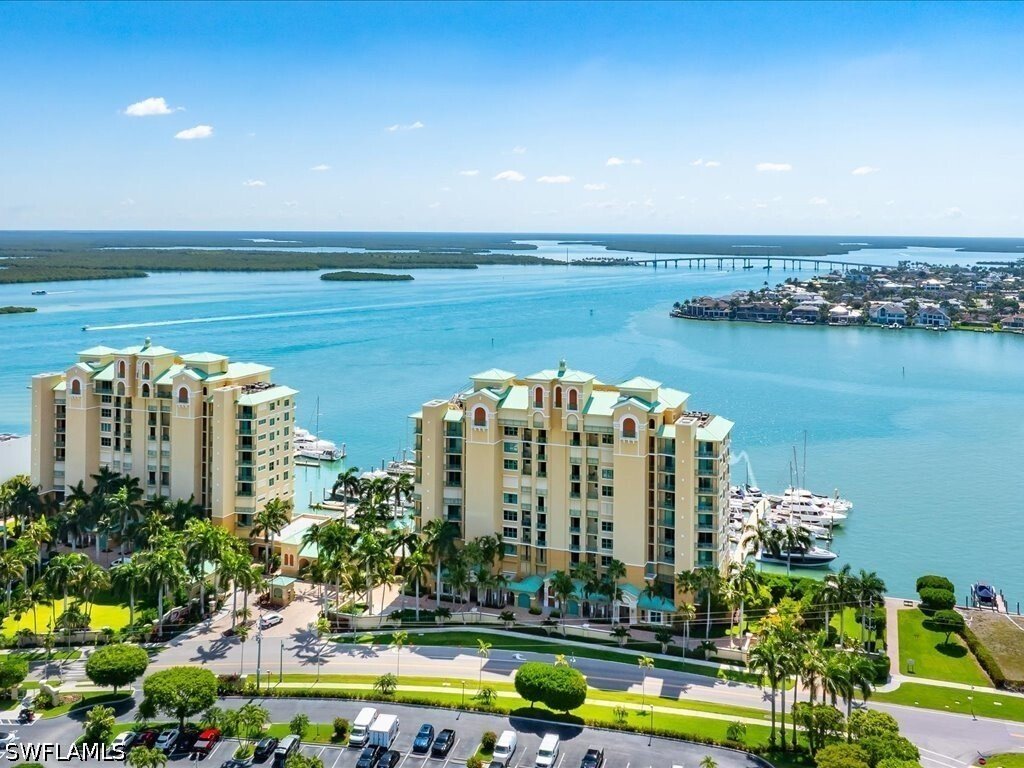 Condo in Marco Island, Florida, United States 1 - 17820072