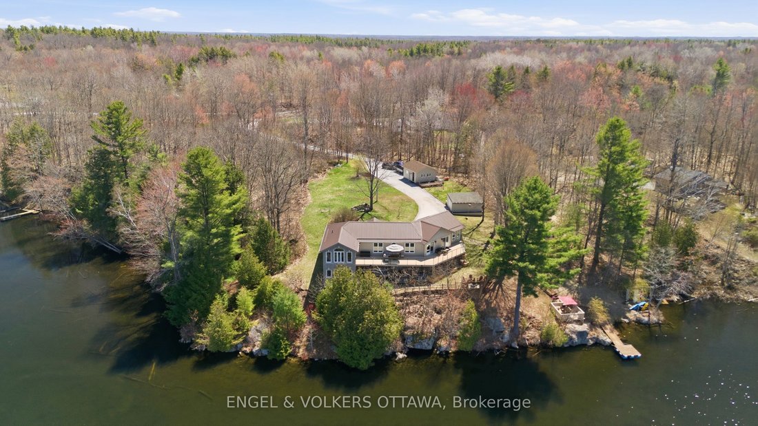 House in Parham, Ontario, Canada 1 - 17824571