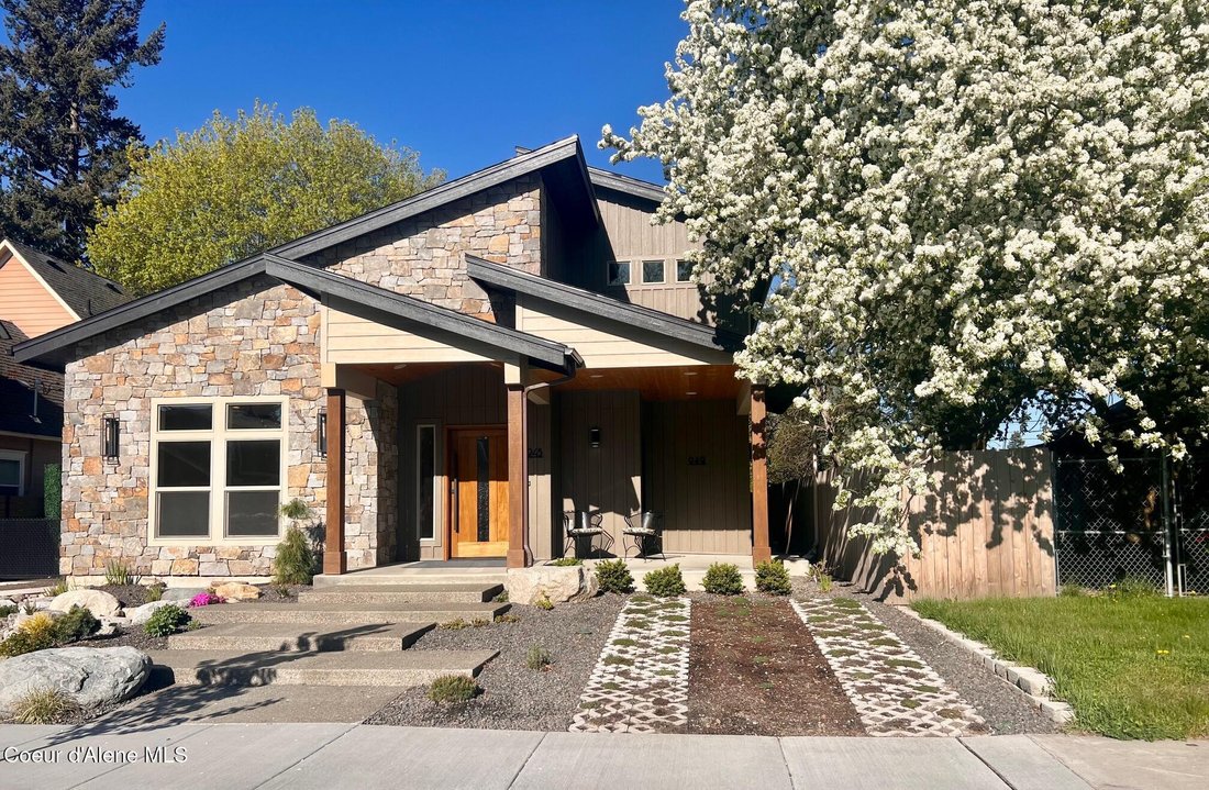 House in Coeur d'Alene, Idaho, United States 1 - 17694033