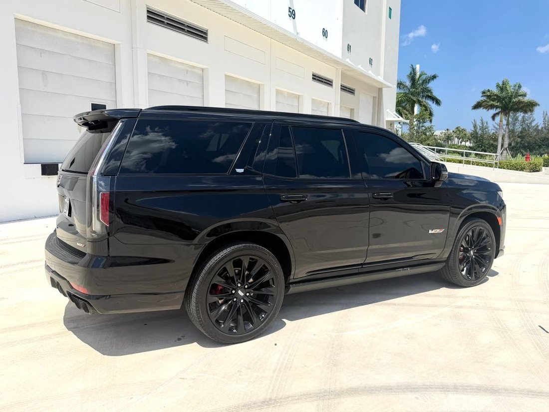 Suv in Hollywood, FL, United States 3 - 17831011