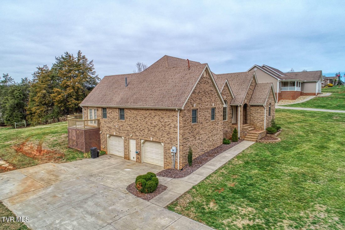 House in Rogersville, Tennessee, United States 4 - 17821691