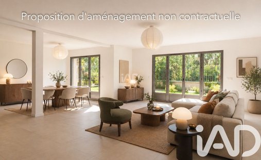 House in Saint-Cloud, Ile-de-France, France 1