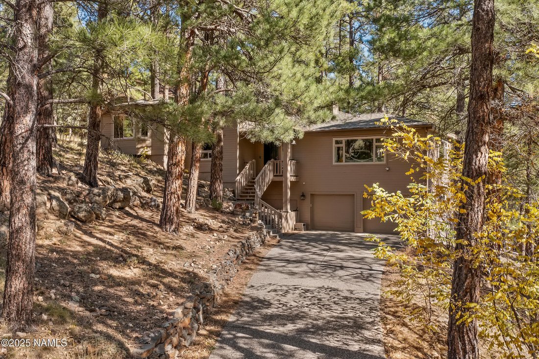 House in Flagstaff, Arizona, United States 2 - 17816129