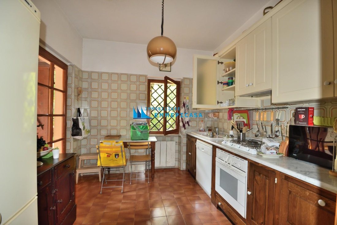 Country House in Ronchi, Massa, Italy 3 - 17834055