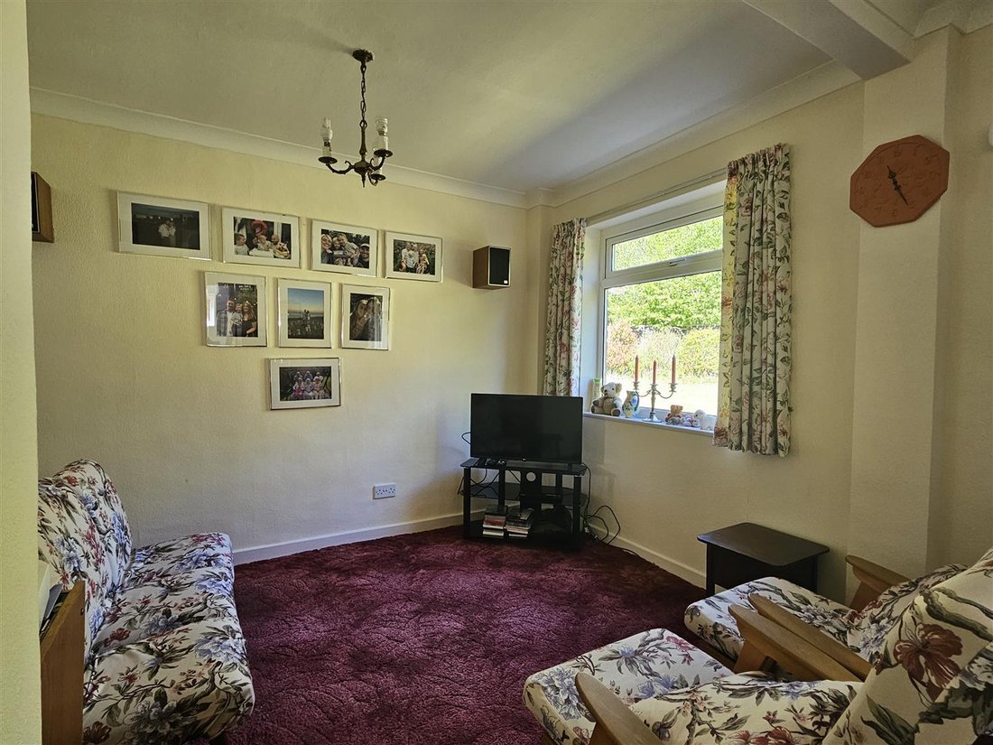 Casa en Hawks Hill, Fetcham, Inglaterra 3 - 17485435