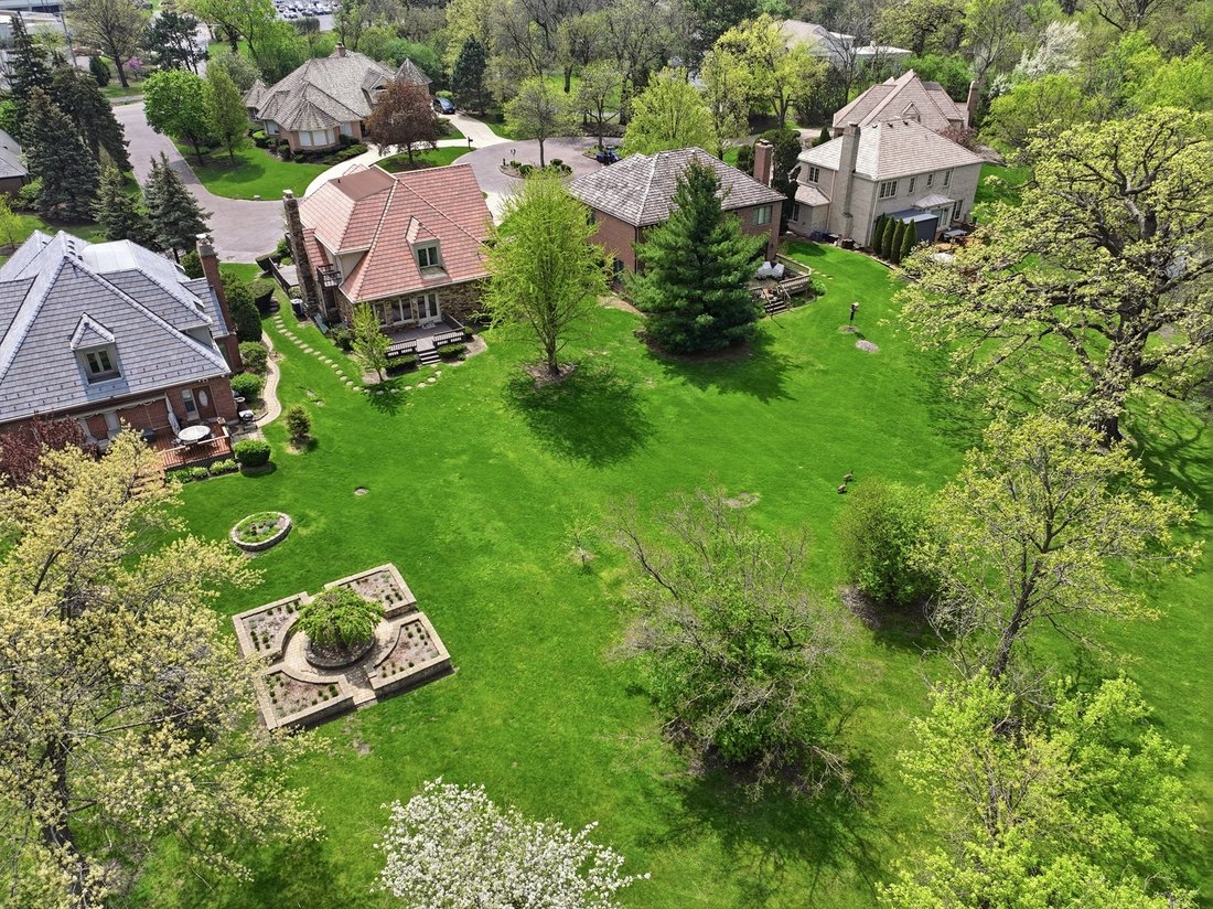 House in Oak Brook, Illinois, United States 3 - 17829495