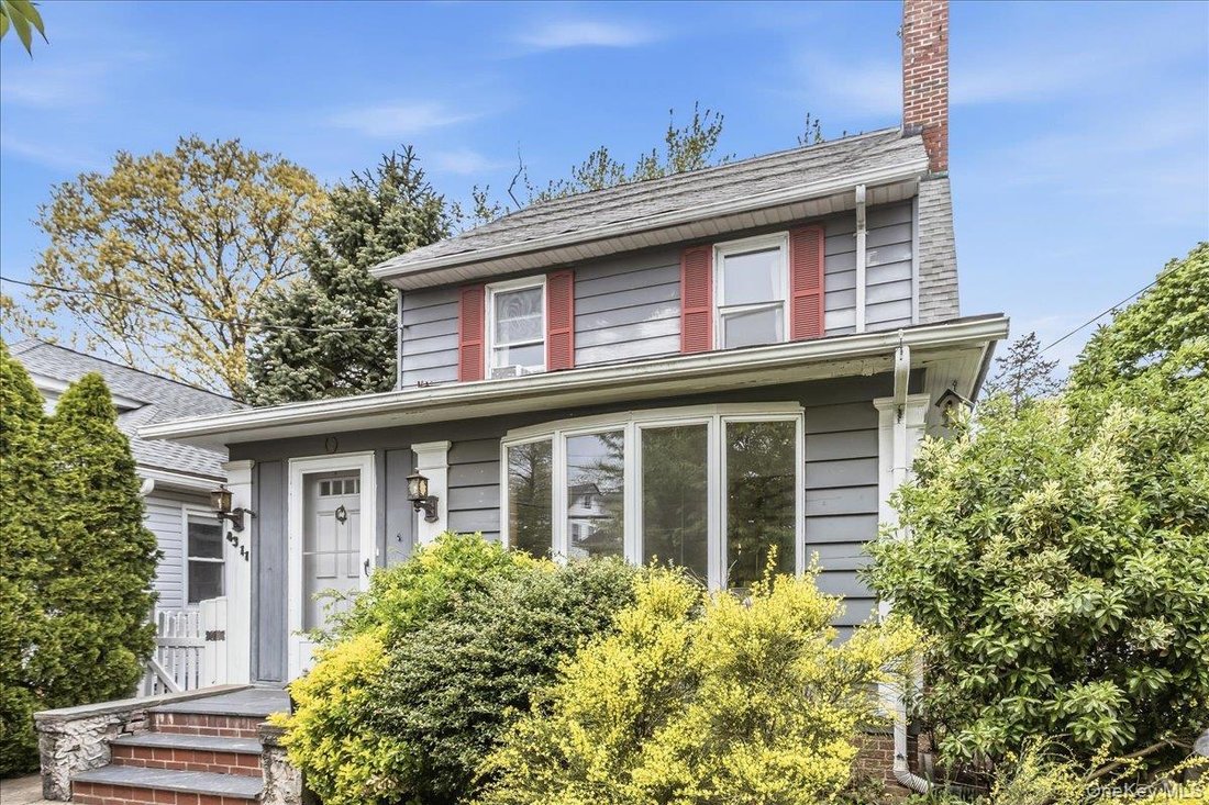 House in New York, New York, United States 2 - 17816535