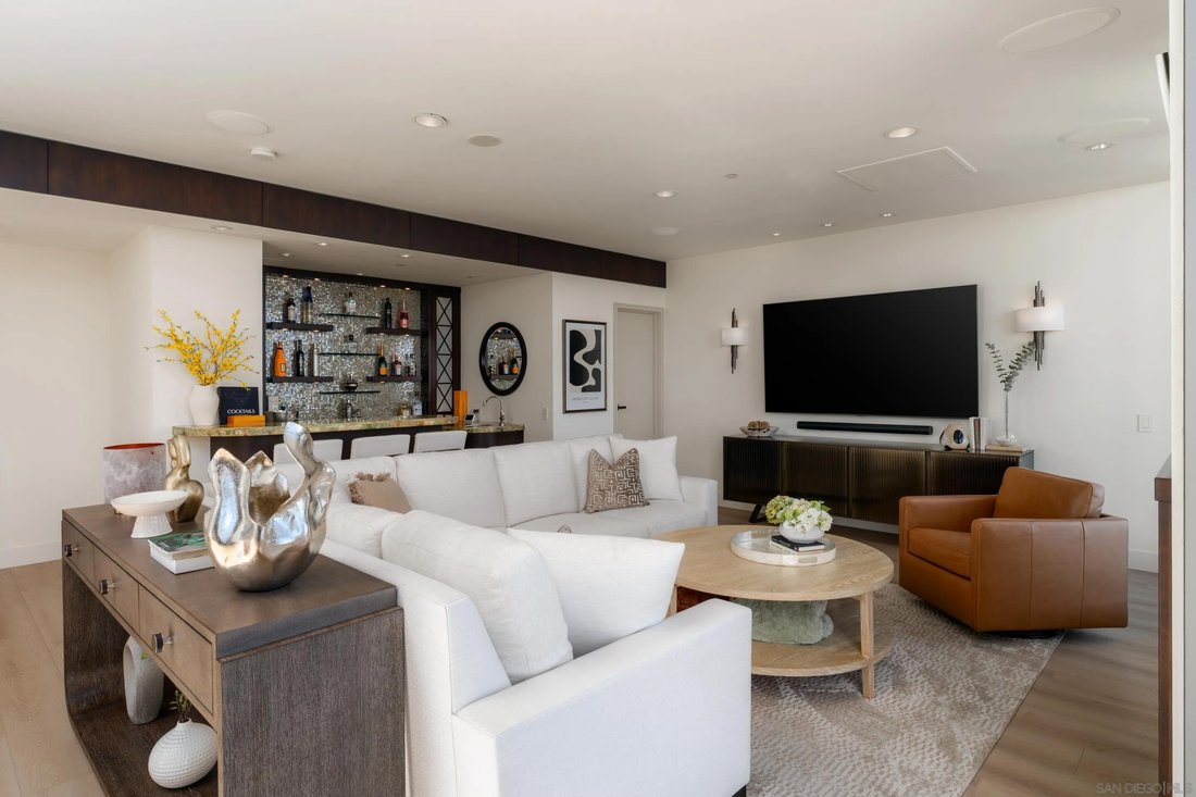 Condo in San Diego, California, United States 4 - 17823125