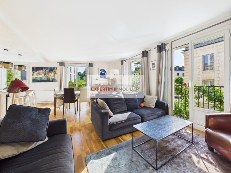 Apartment in Domaine National du Château, Versailles, France 5 - 17830365