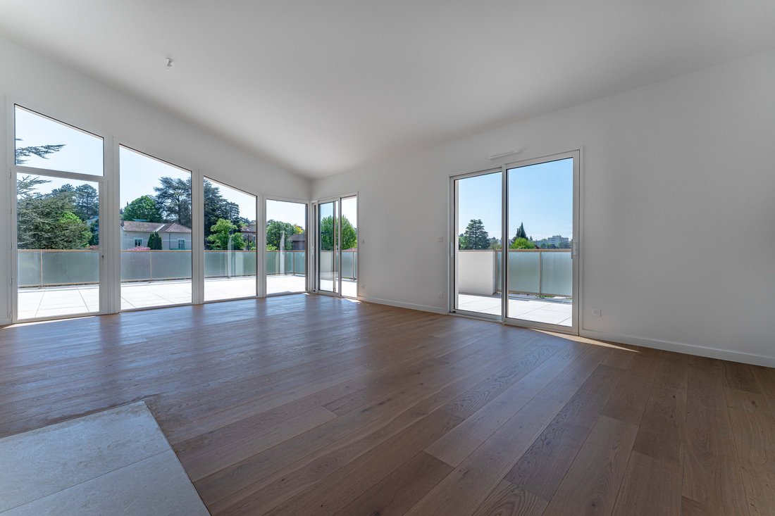 Apartment in Sainte-Foy-lès-Lyon, Auvergne-Rhône-Alpes, France 3 - 17828913