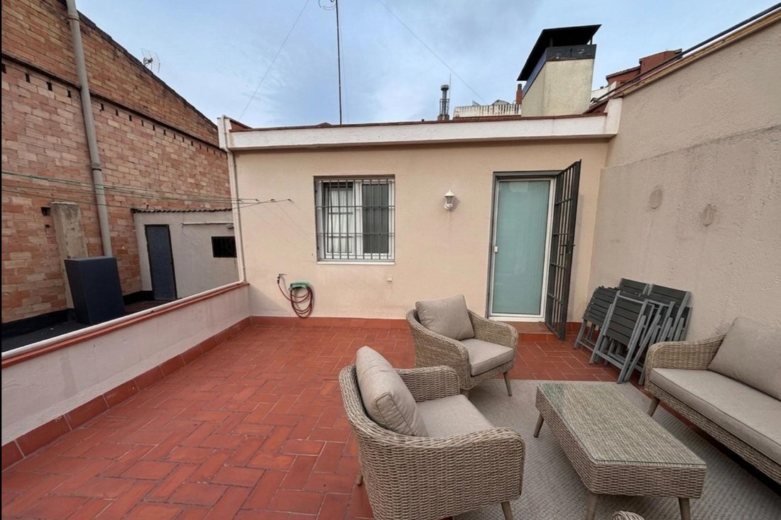 House in Districte I, l'Hospitalet de Llobregat, Spain 1 - 17829947