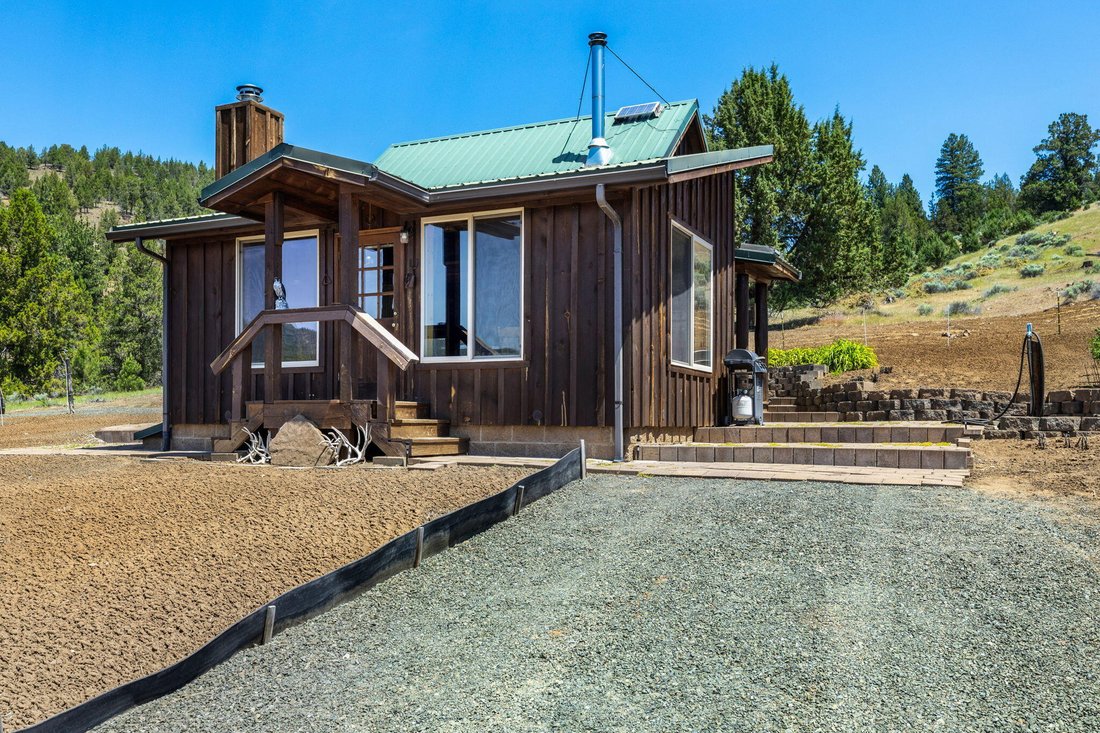 House in Mount Vernon, Oregon, United States 1 - 17819317