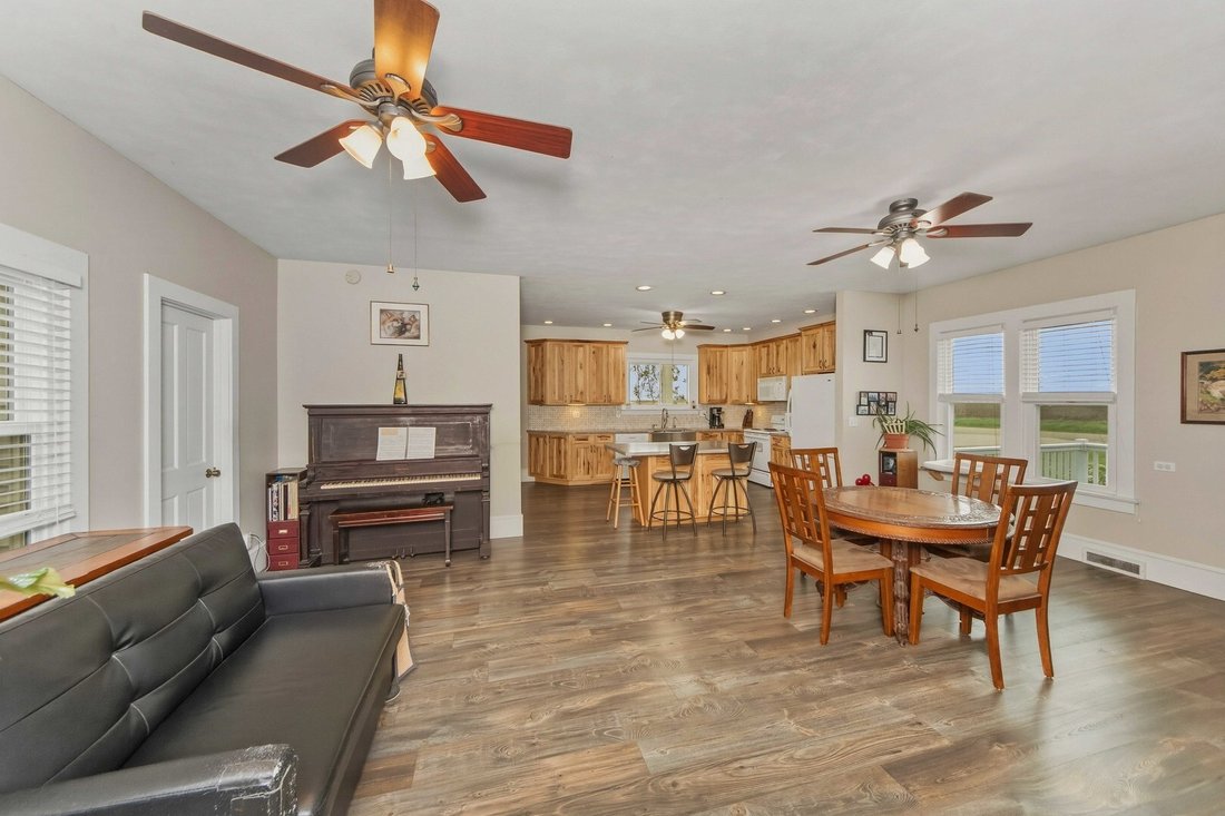 House in Rutland, Illinois, United States 3 - 17823044