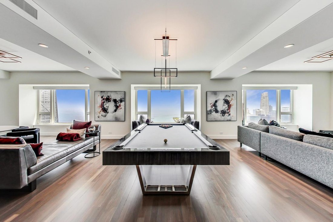 Condo in Chicago, Illinois, United States 2 - 17817880