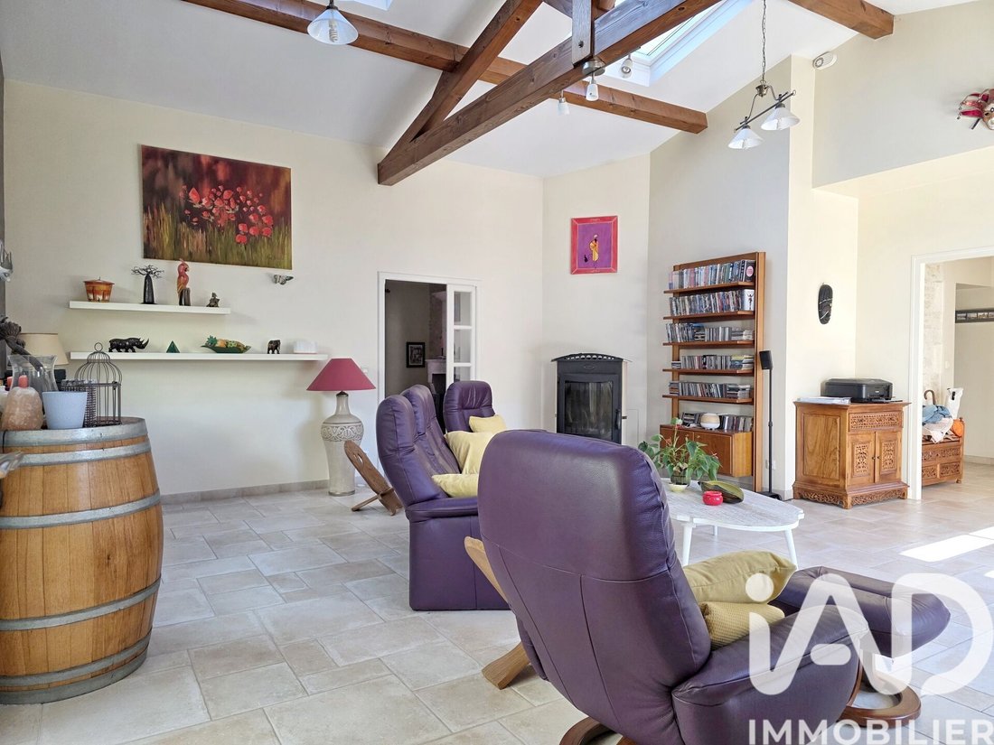 House in Centre Ville, La Couronne, France 3 - 17824085