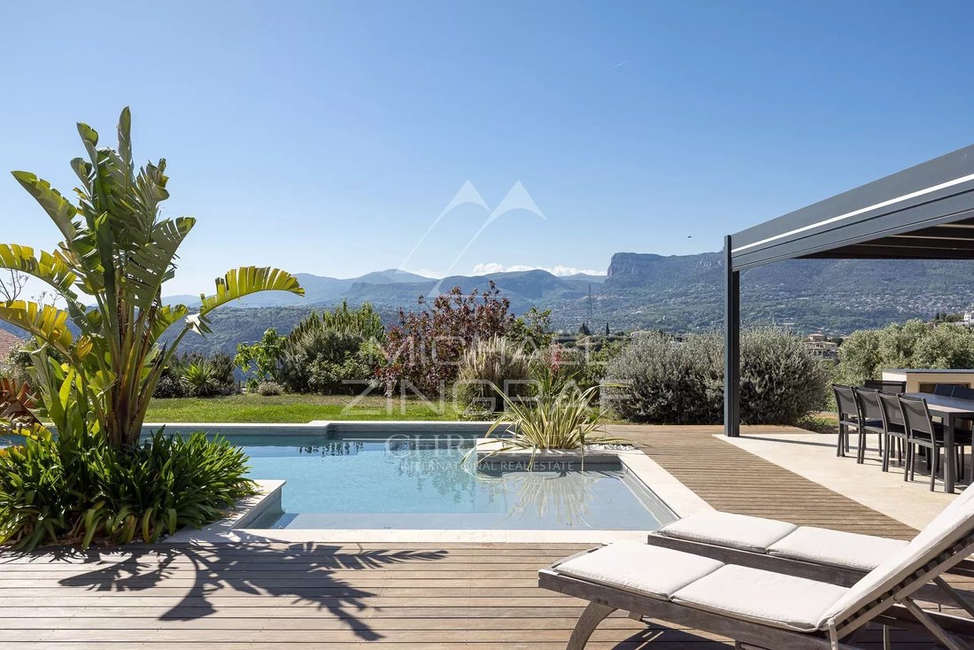 Villa in Nice, Provence-Alpes-Côte d'Azur, France 1 - 17480686