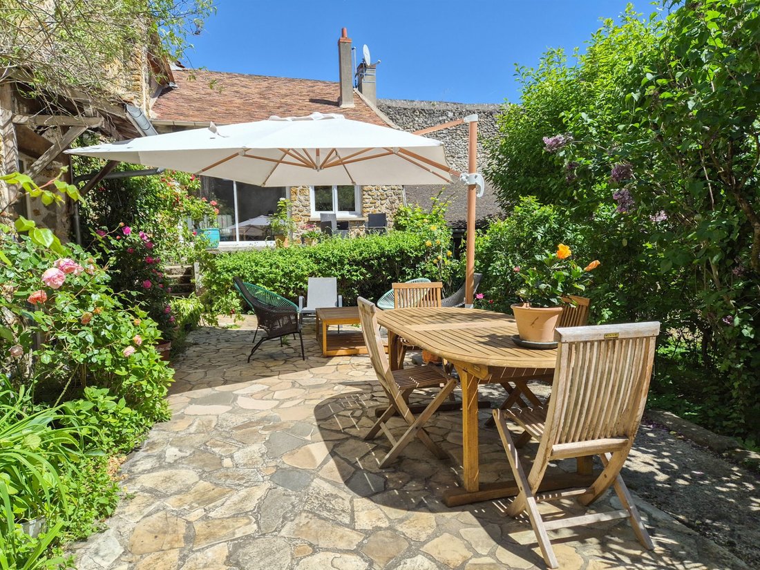 House in Leuville-sur-Orge, Ile-de-France, France 1 - 17001952