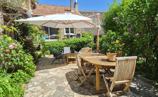 House in Leuville-sur-Orge, Ile-de-France, France 1
