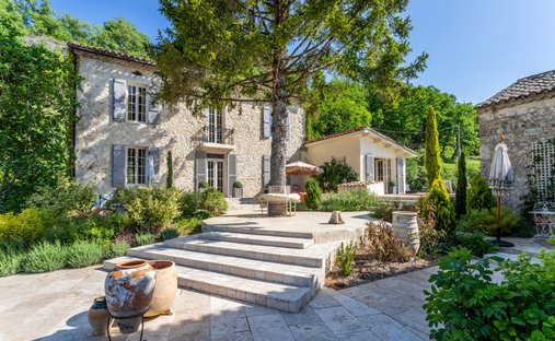House in Montaigu-de-Quercy, Occitania, France 1