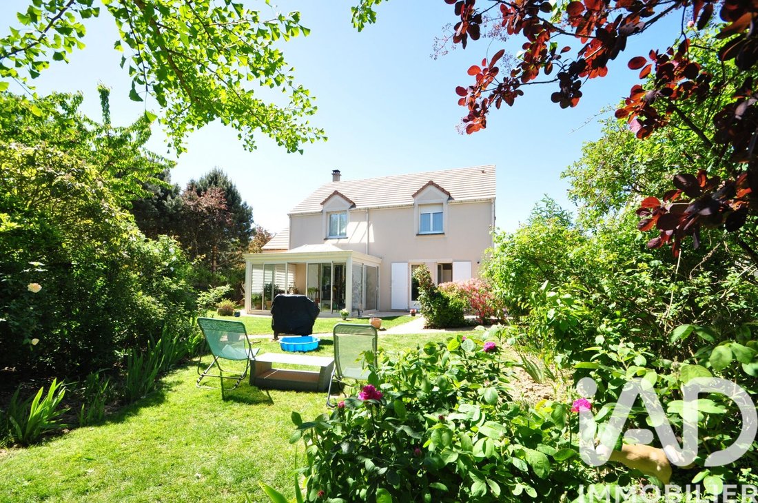 House in Montevrain, Ile-de-France, France 1 - 17127987