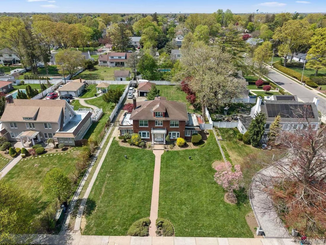 House in Hempstead, New York, United States 1 - 17822540