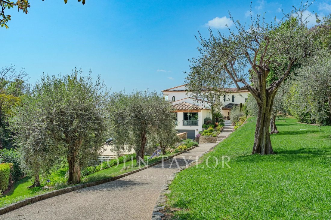 House in Grasse, Provence-Alpes-Côte d'Azur, France 5 - 13986841