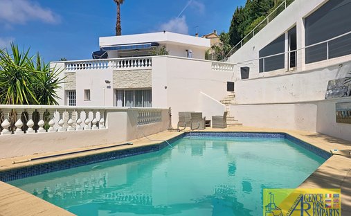 House in Centre, Vallauris, France 1