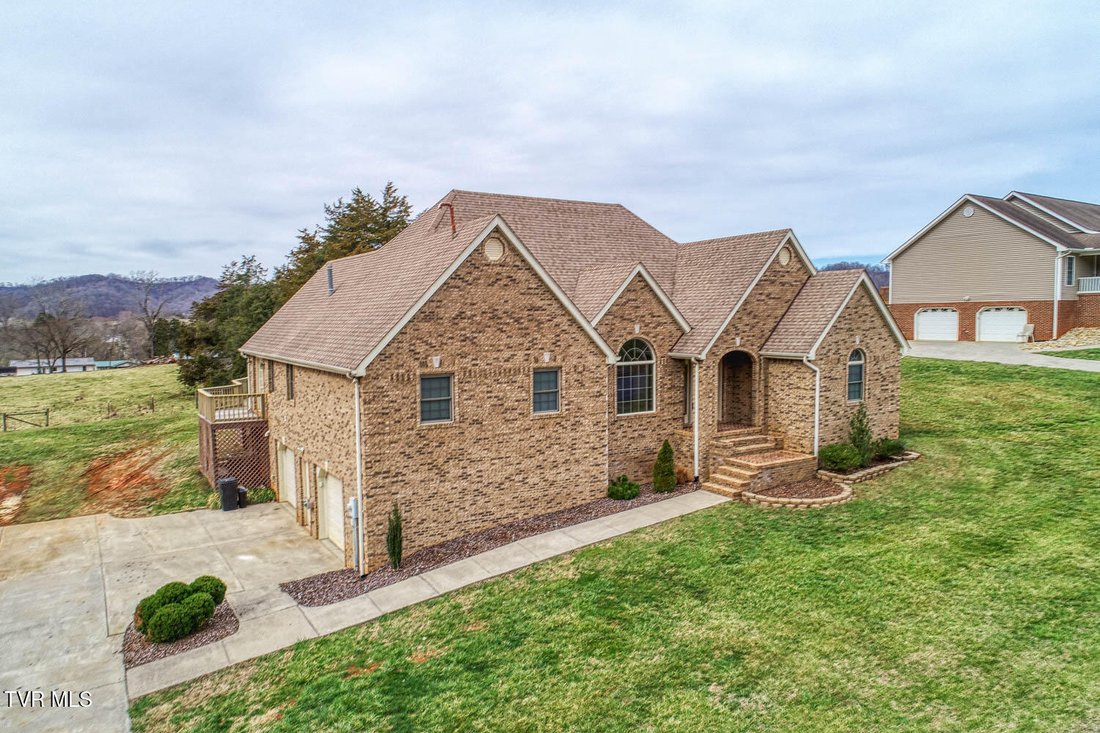 House in Rogersville, Tennessee, United States 3 - 17821691