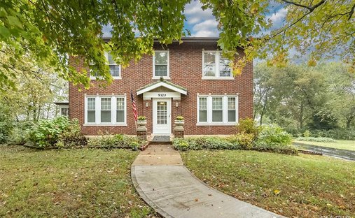 House in Sunset Hills, Missouri, United States 1