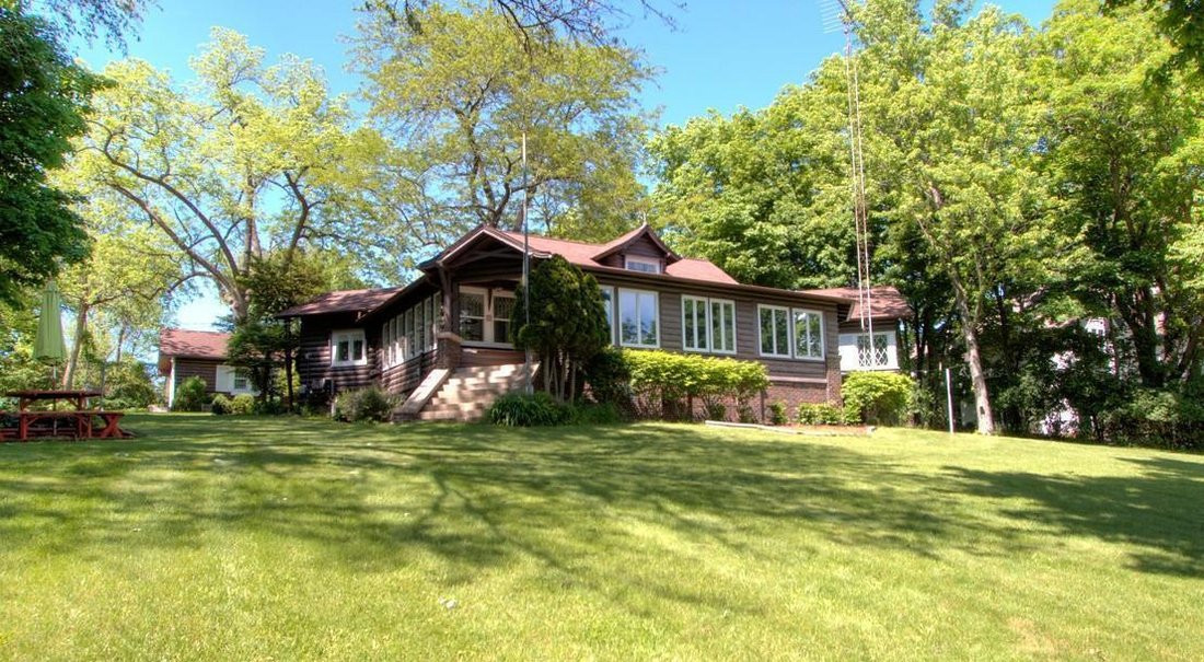 House in Delavan, Wisconsin, United States 4 - 17788522