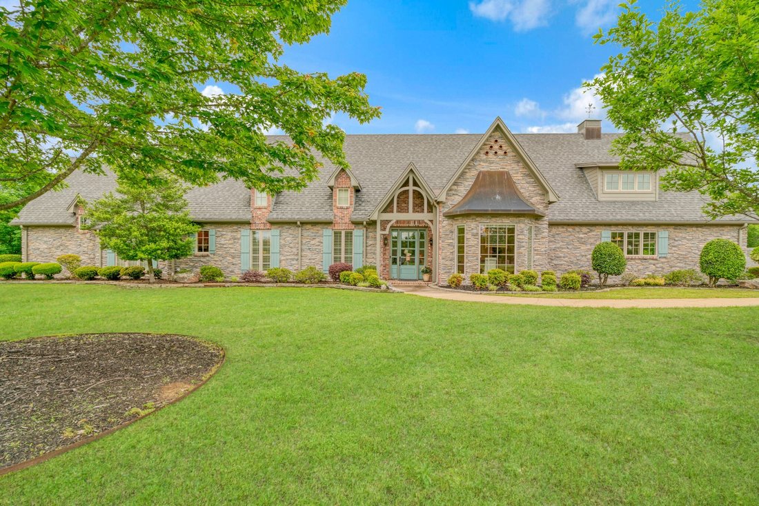 House in Paris, Texas, United States 1 - 17829298