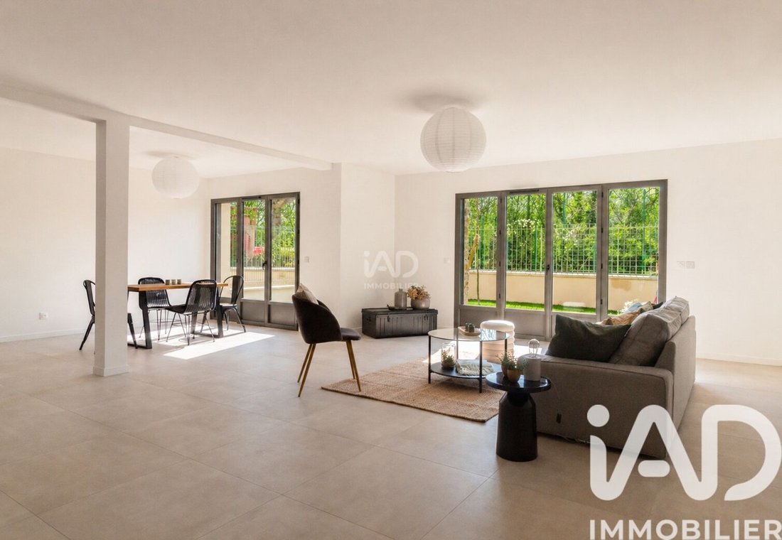 House in Saint-Cloud, Ile-de-France, France 2 - 17823910