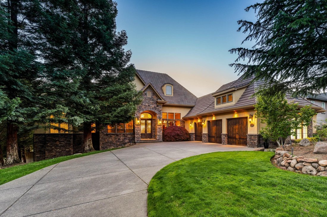 House in Medford, Oregon, United States 1 - 17819315