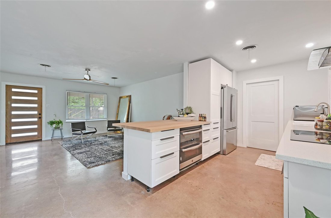 House in Austin, Texas, United States 5 - 17823627