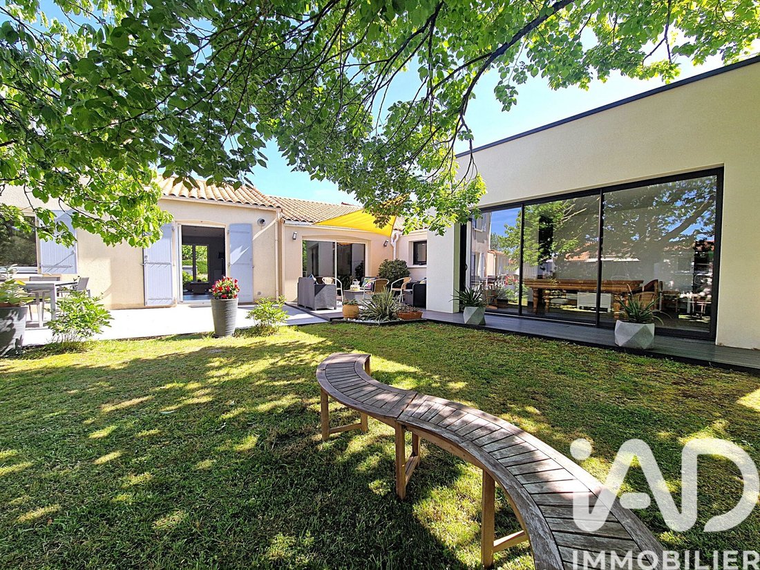 House in La Chapelle-Basse-Mer, Divatte-sur-Loire, France 1 - 17714204