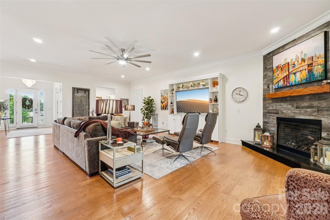 House in Mount Holly, North Carolina, United States 5 - 17825800