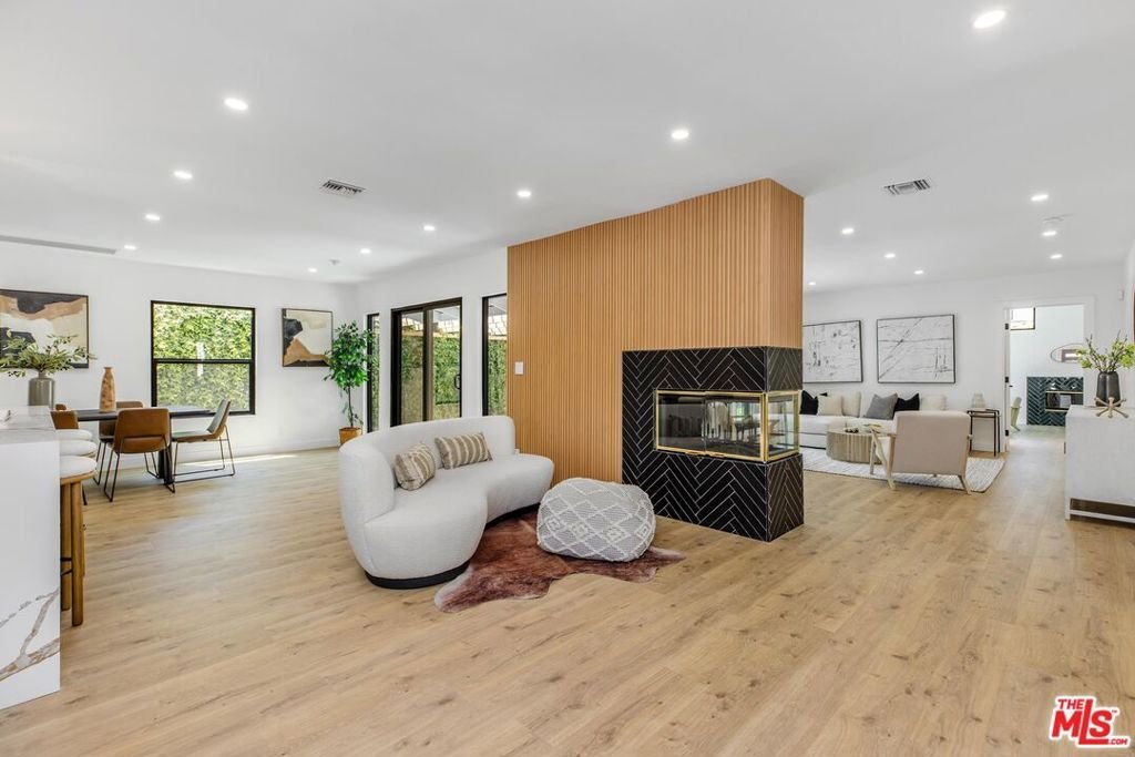 House in Los Angeles, California, United States 5 - 17822274
