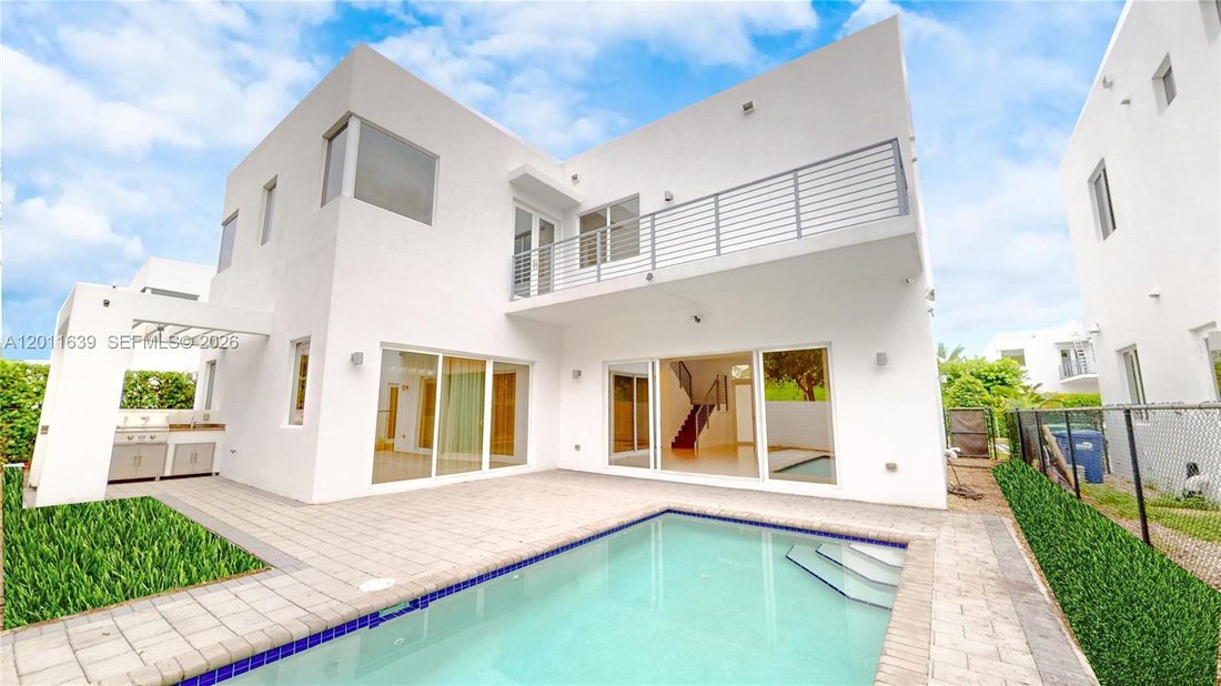 House in Doral, Florida, United States 4 - 17824060