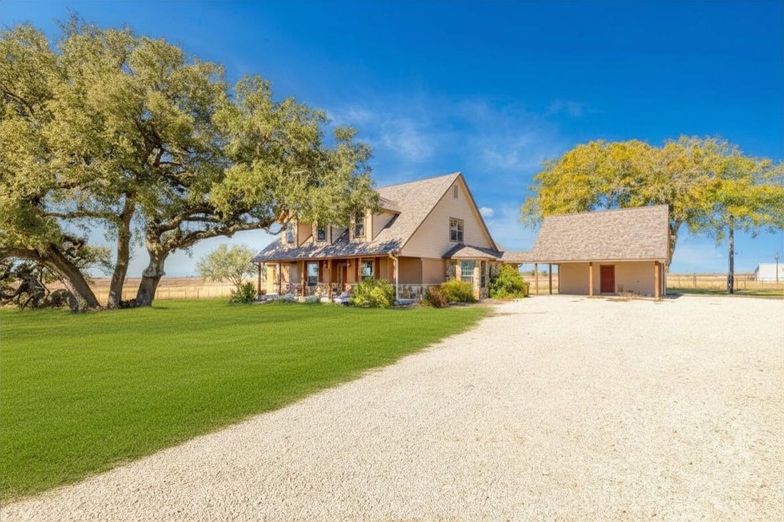 House in San Marcos, Texas, United States 2 - 16808794