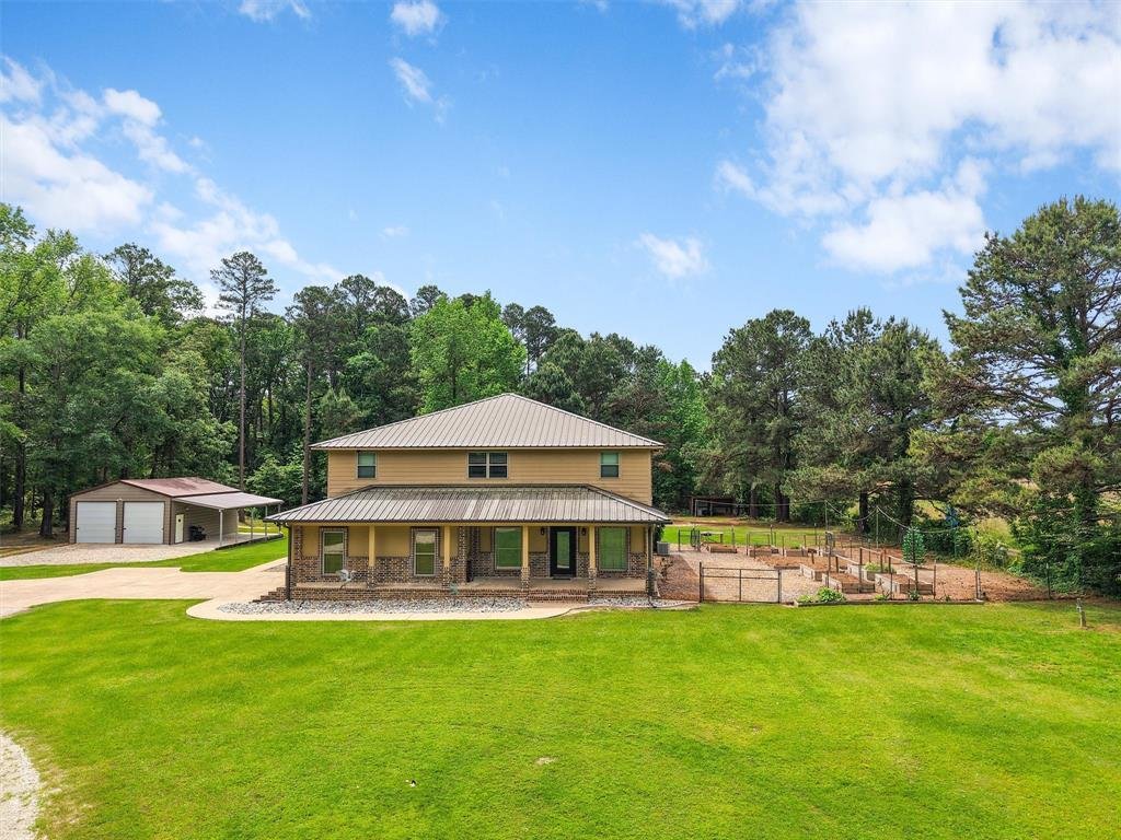 House in Henderson, Texas, United States 1 - 17834036