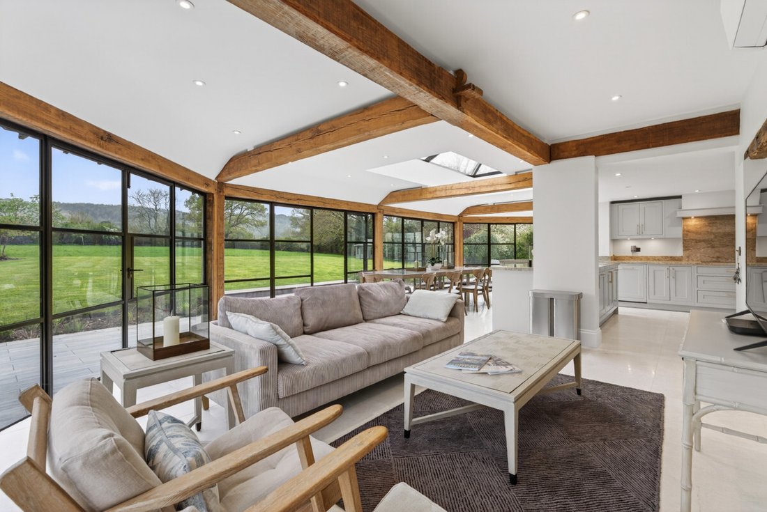 Country House in Graffham, England 5 - 17817597