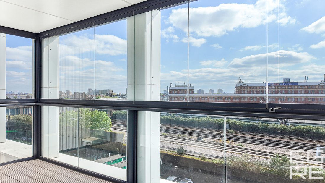 Apartment in South Lambeth, Wandsworth (Greater London), England 2 - 17822406