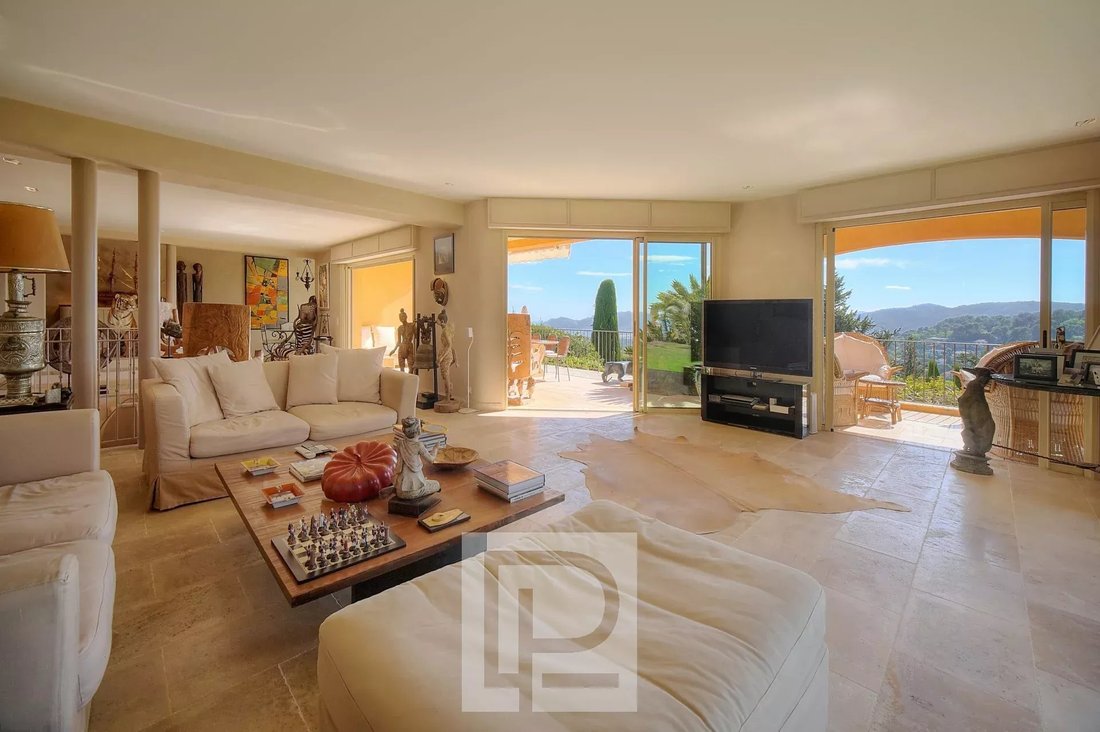 House in Mougins, Provence-Alpes-Côte d'Azur, France 5 - 13528002